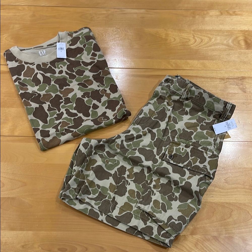 Men’s GAP Camo T-Shirt and Shorts Set